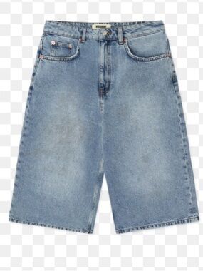 Woodbird WBSham Bermuda Shorts in Light Blue Denim 27